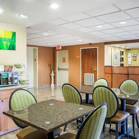 Quality Inn Vineland – Millville Esterno foto