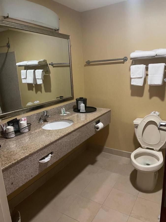 Quality Inn Vineland – Millville Esterno foto